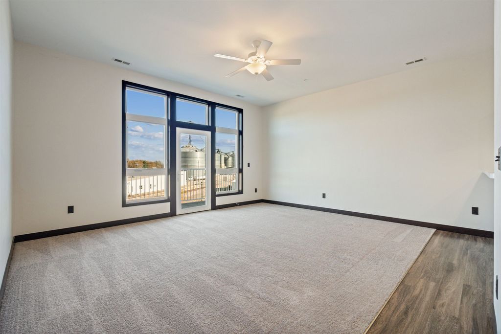 Photo of 120 Twin Steeples Circle NE #210 Cir, Dyersville, IA 52040 (MLS # 153846)