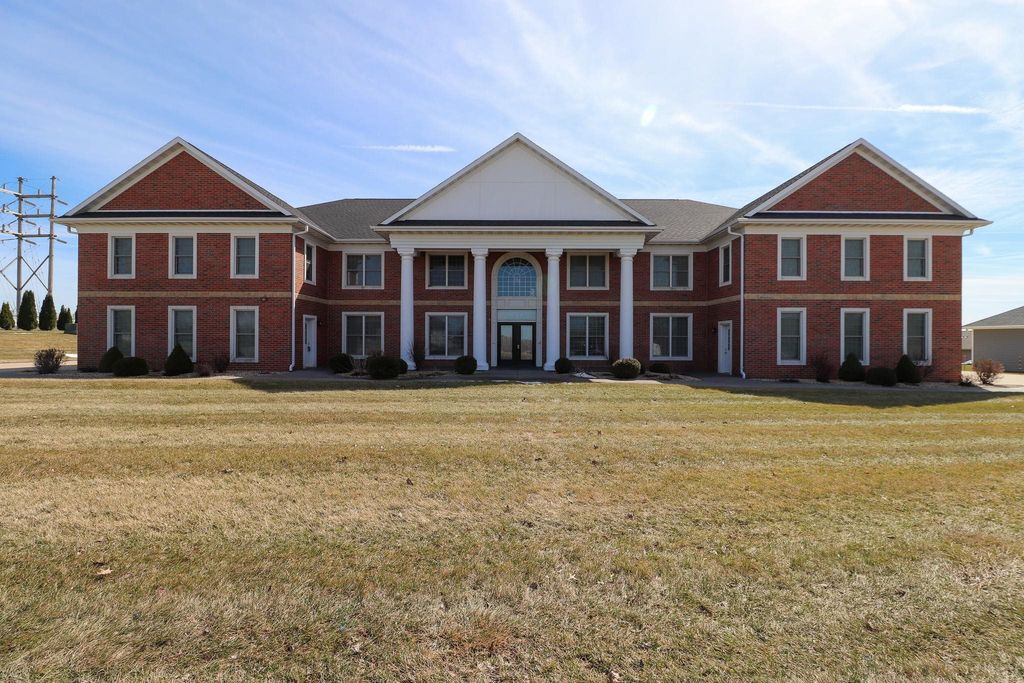 Photo of 7797 Belo Drive #Unit 3, Peosta, IA 52068 (MLS # 154192)