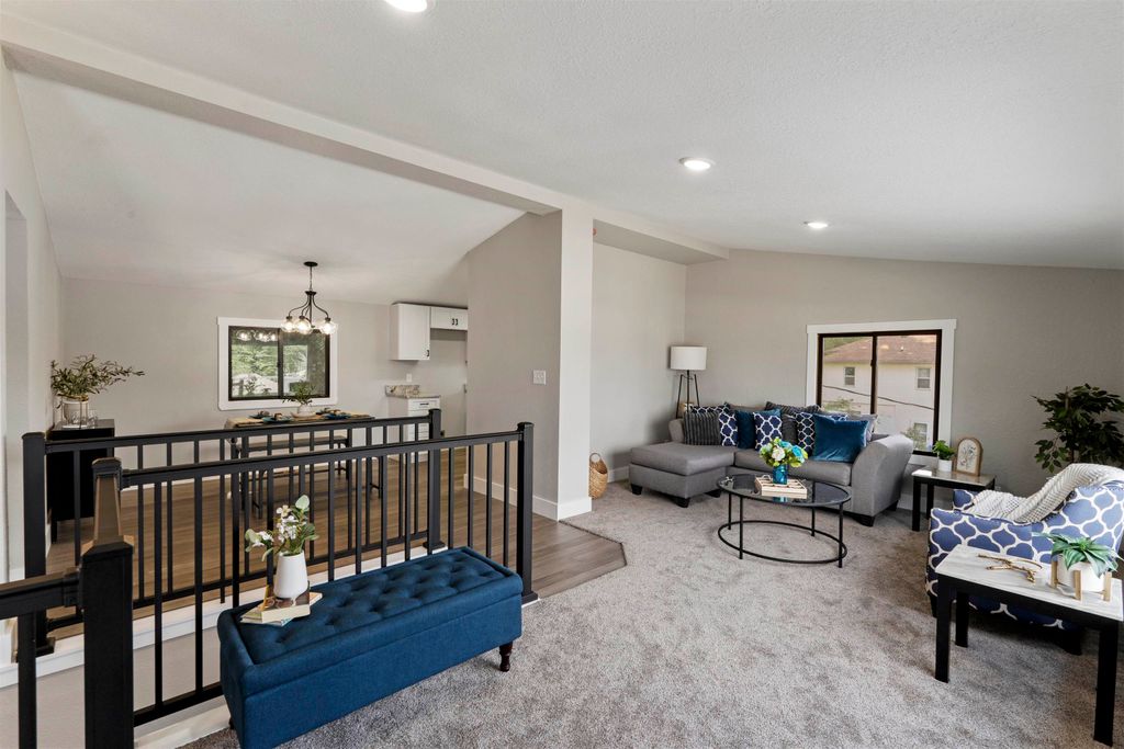 Photo of 903 Stone Street, Bellevue, IA 52031 (MLS # 152971)