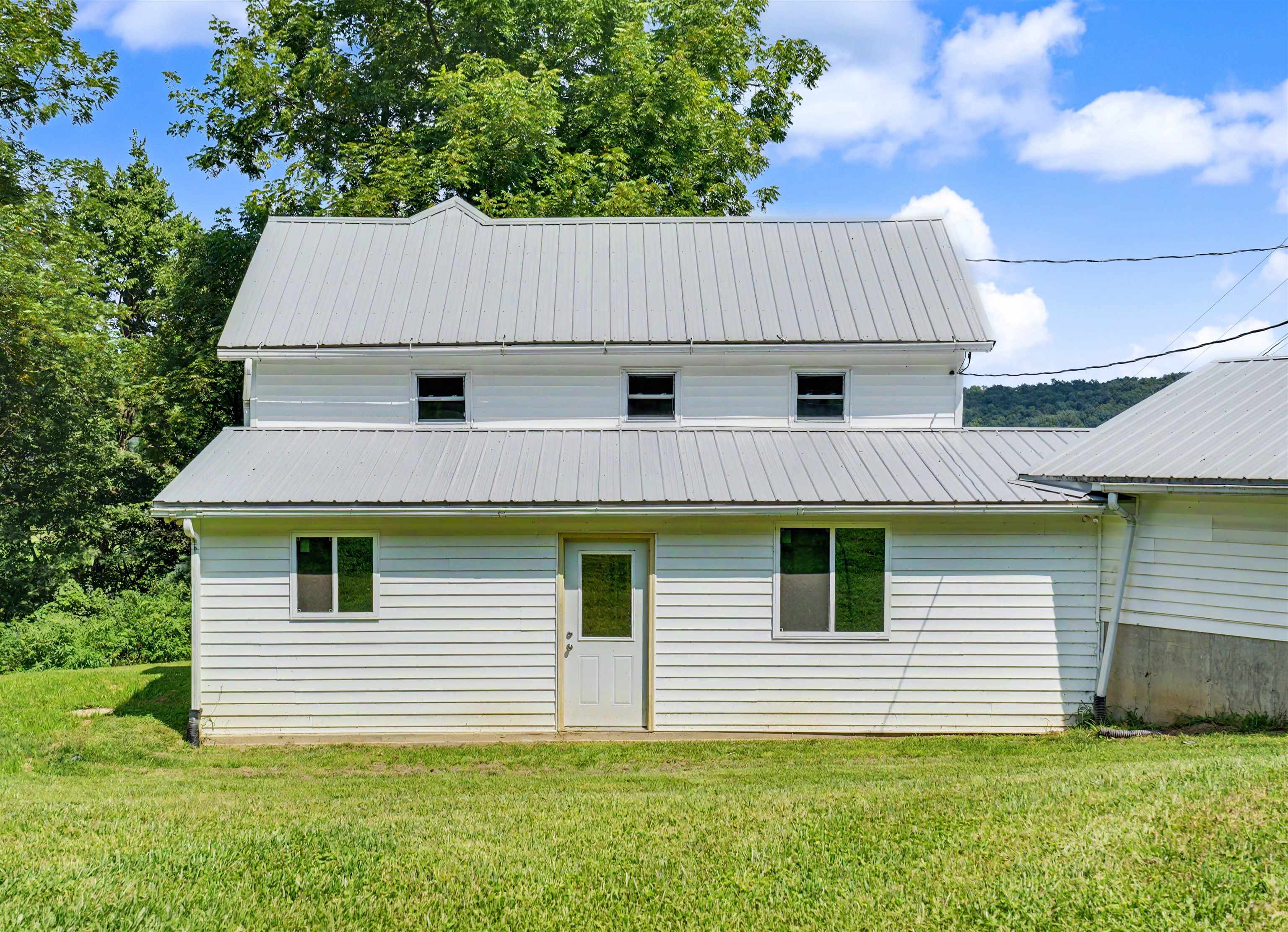 3161 Lynx Avenue - Photo 4