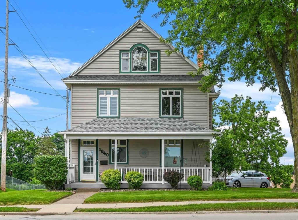 Photo of Dubuque, IA 52001 (MLS # 155181)