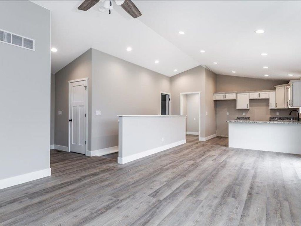 Photo of East Dubuque, IL 61025 (MLS # 155132)