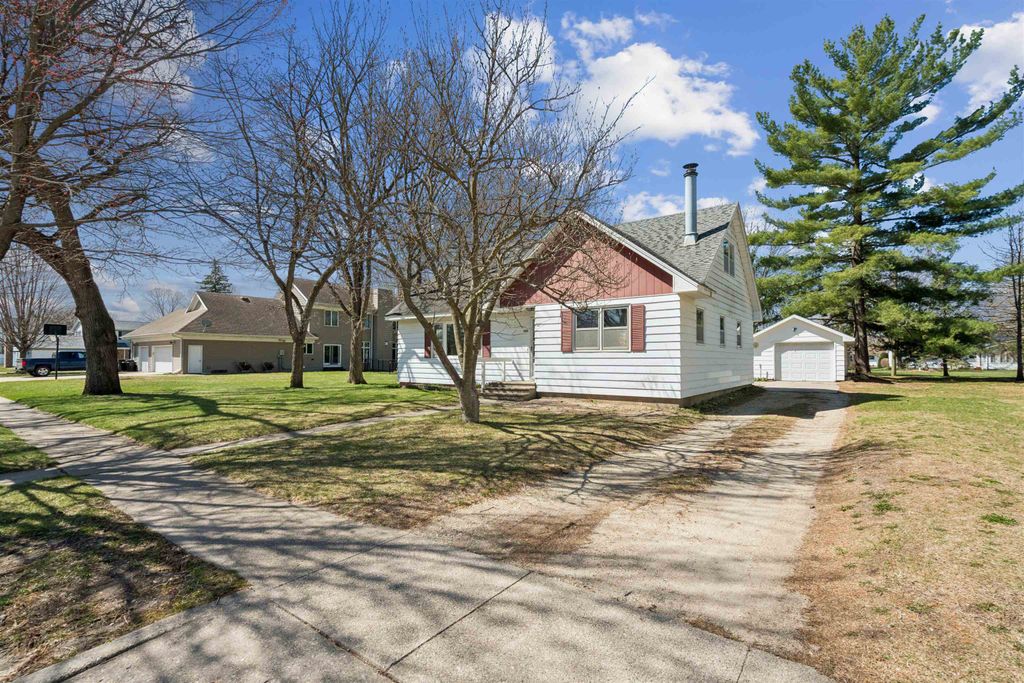 Photo of Manchester, IA 52057 (MLS # 154338)