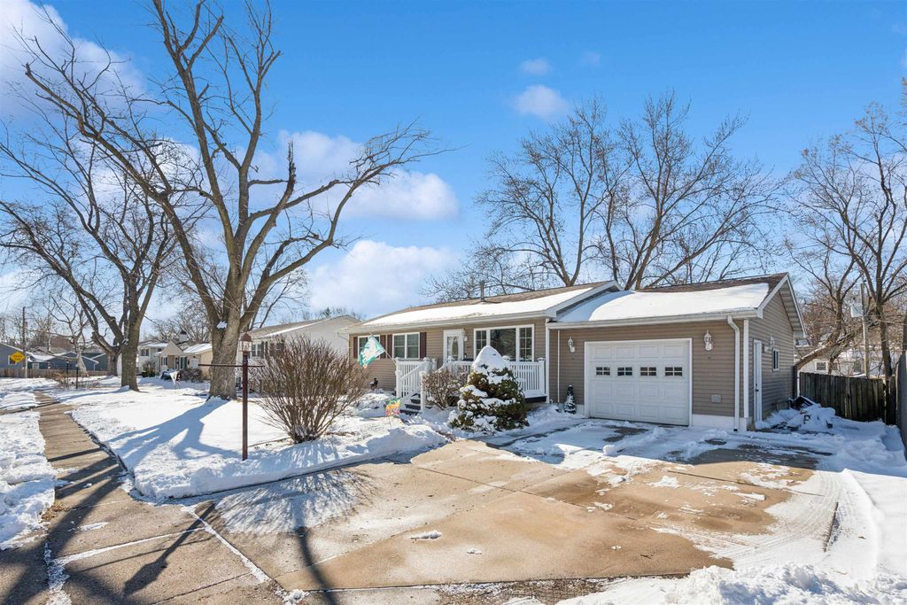 Photo of Davenport, IA 52806 (MLS # 154165)