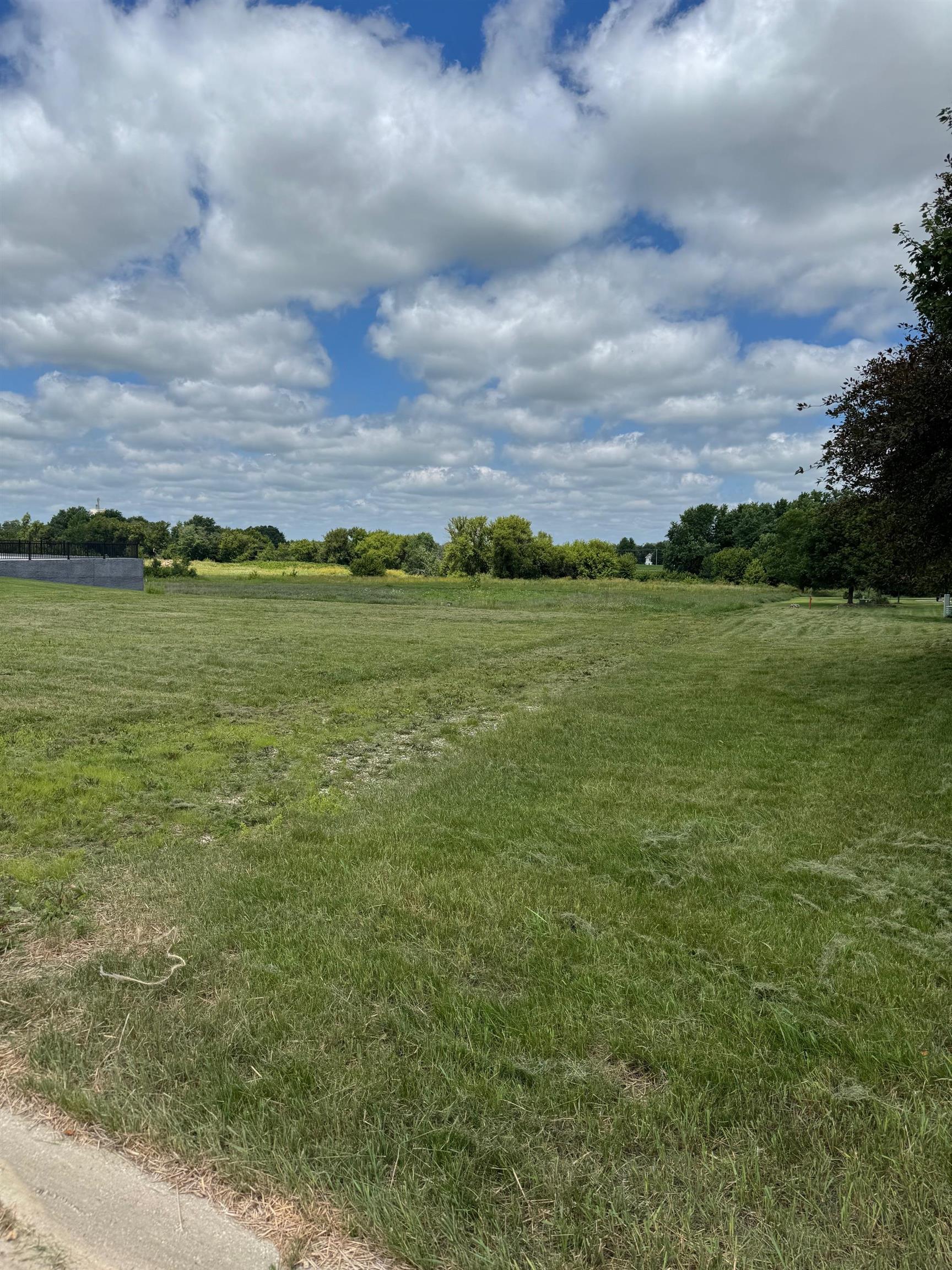 Lot 18 SW 7th Street