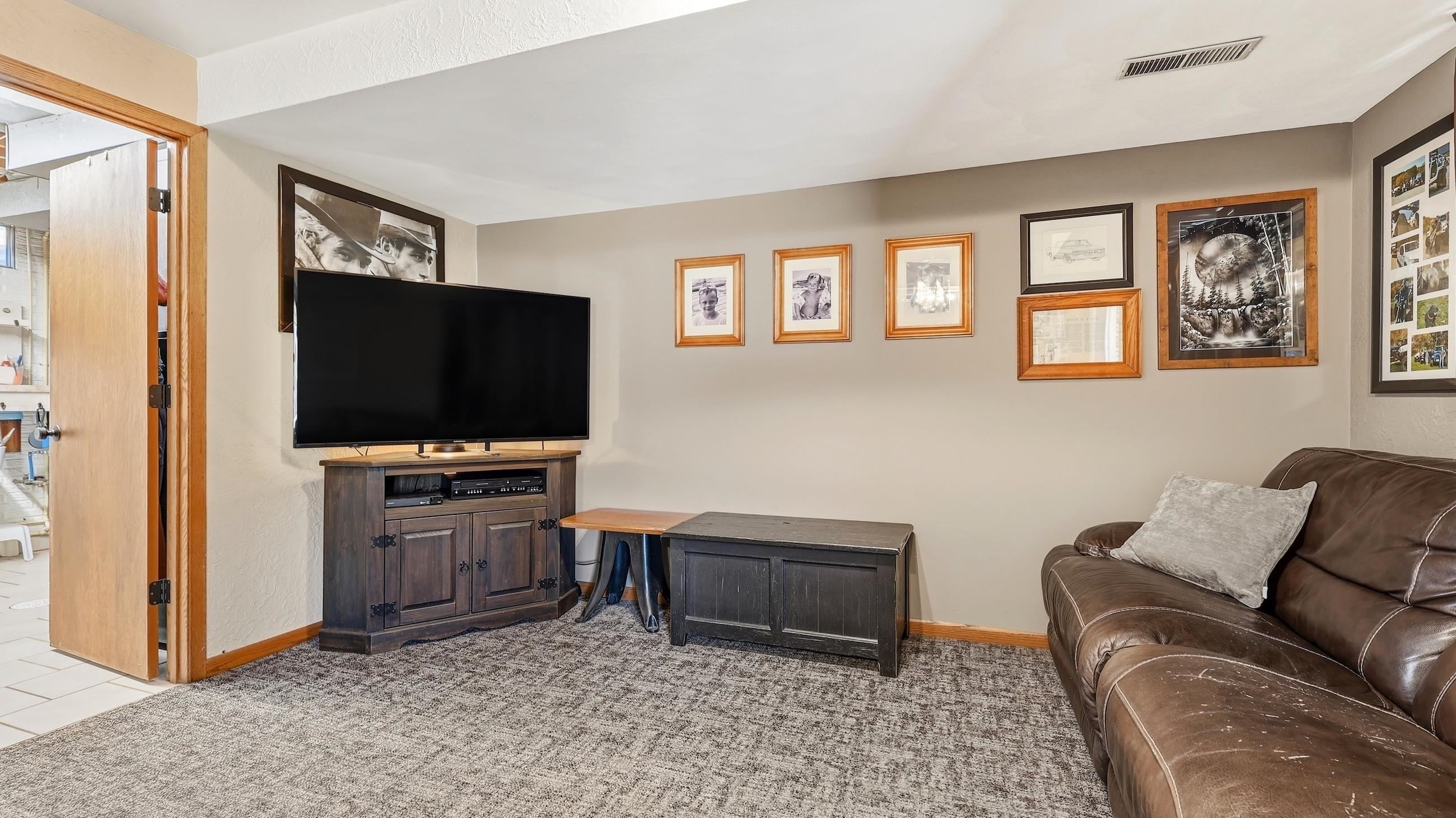 14847 Lost Canyon Rd, Peosta, IA, 52068, USA, 3 Bedrooms Bedrooms, ,2 BathroomsBathrooms,Residential,Pending,14847 Lost Canyon Rd,154268