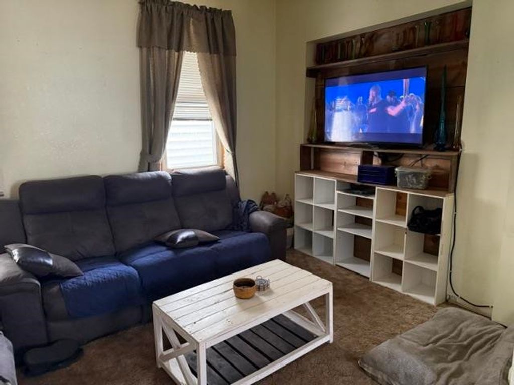 Photo of Dubuque, IA 52001 (MLS # 154608)