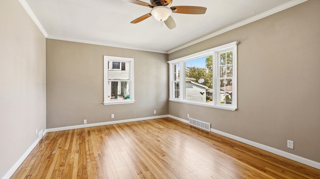 Photo of Dubuque, IA 52001 (MLS # 154475)