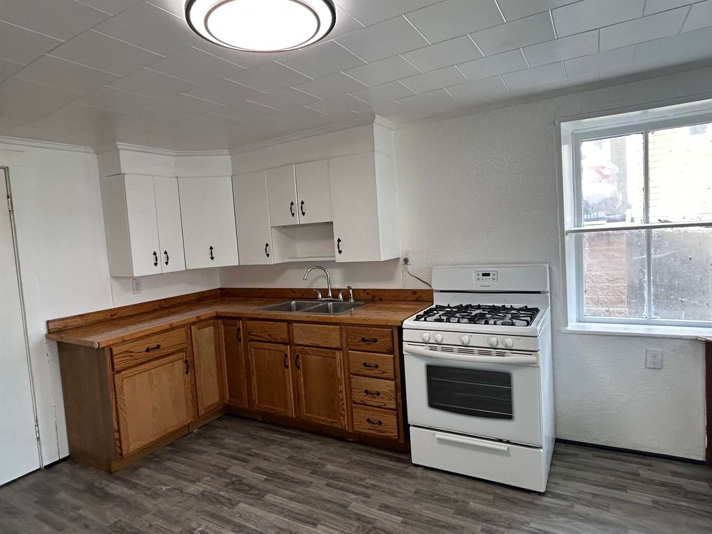 Photo of Dubuque, IA 52001 (MLS # 154419)