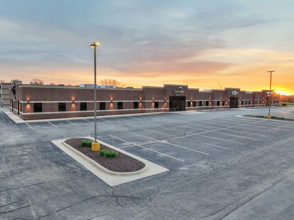 Photo of Dubuque, IA 52002 (MLS # 154601)