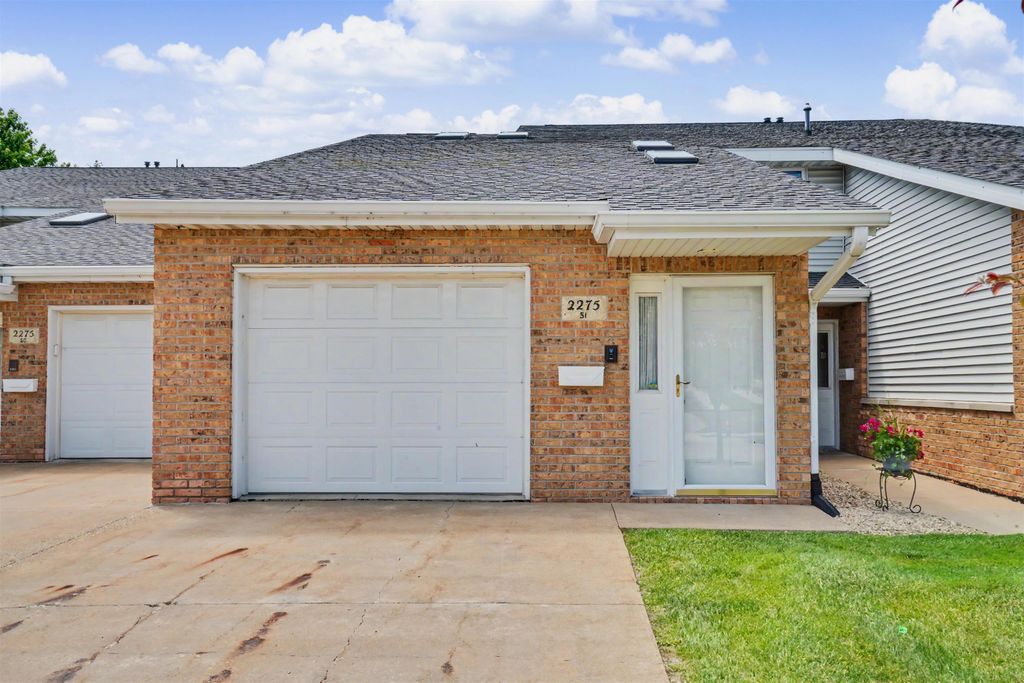 Photo of Dubuque, IA 52001 (MLS # 154818)