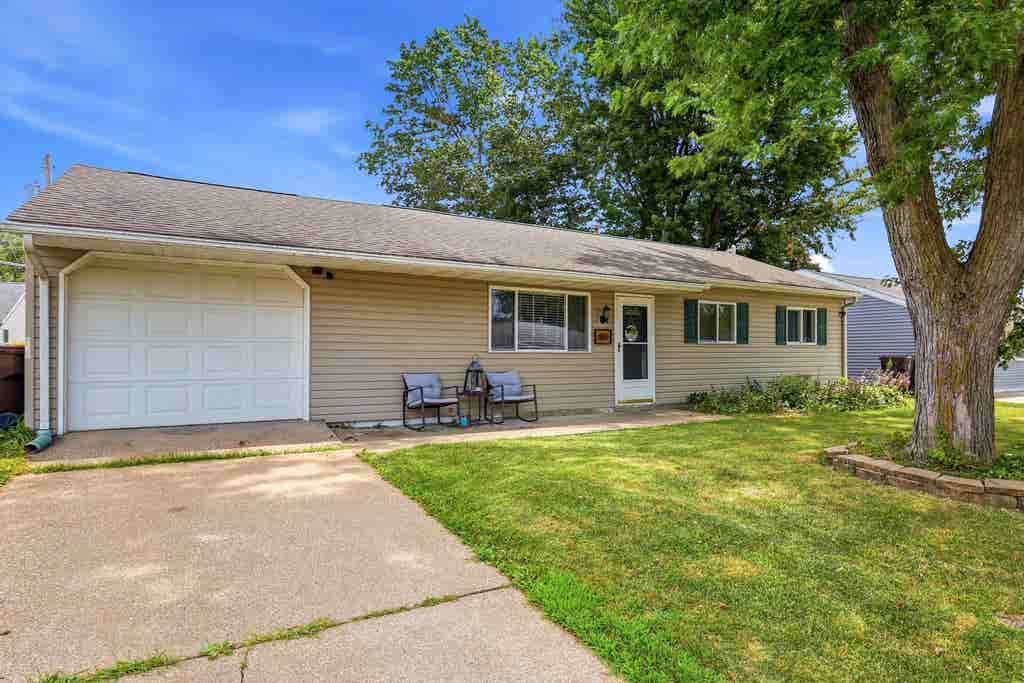 Photo of East Dubuque, IL 61025 (MLS # 155345)