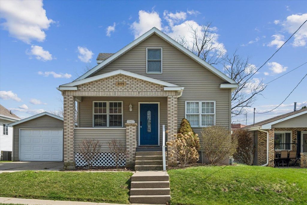 Photo of Dubuque, IA 52001 (MLS # 154323)