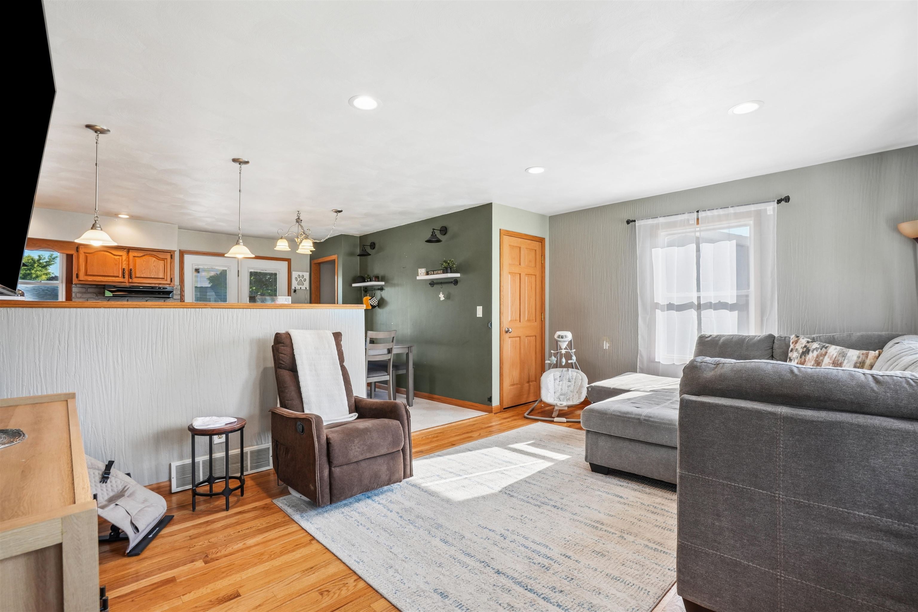 820 SW 5th Street - Photo 4