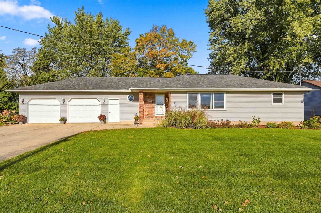 Photo of Dyersville, IA 52040 (MLS # 155982)