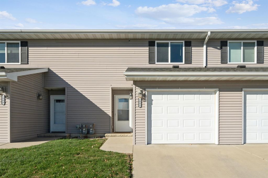 Photo of Dubuque, IA 52001 (MLS # 154689)