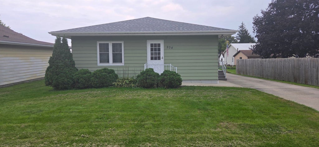 Photo of Garnavillo, IA 52049 (MLS # 155824)