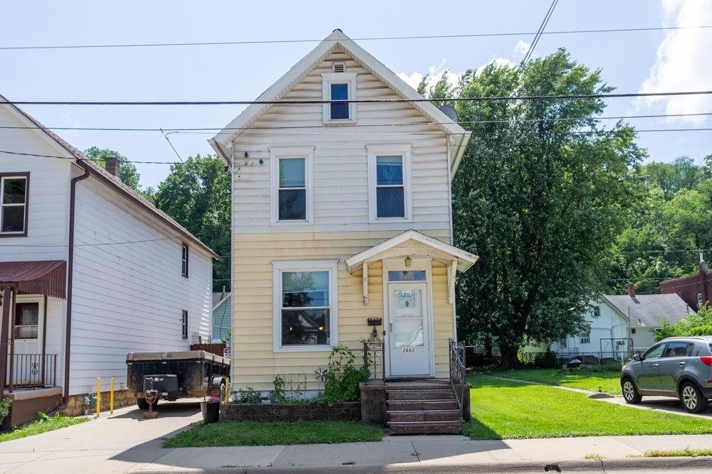 Photo 1 of 30 — 2665 White Street, Dubuque, IA 52001