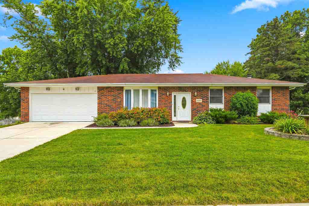 Photo of Dubuque, IA 52002 (MLS # 155409)