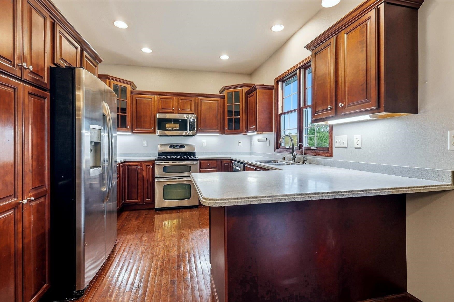5700 Clay Ridge Drive - Photo 4