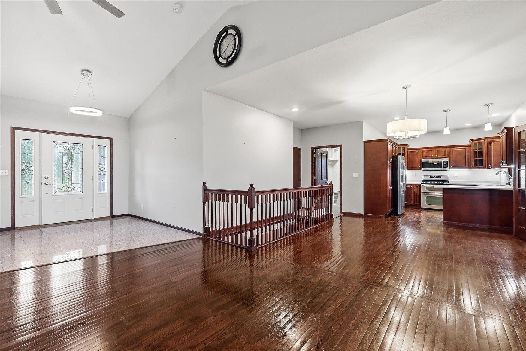 5700 Clay Ridge Drive - Photo 2
