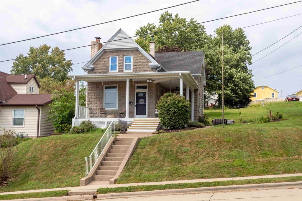 Photo of Dubuque, IA 52003 (MLS # 155673)