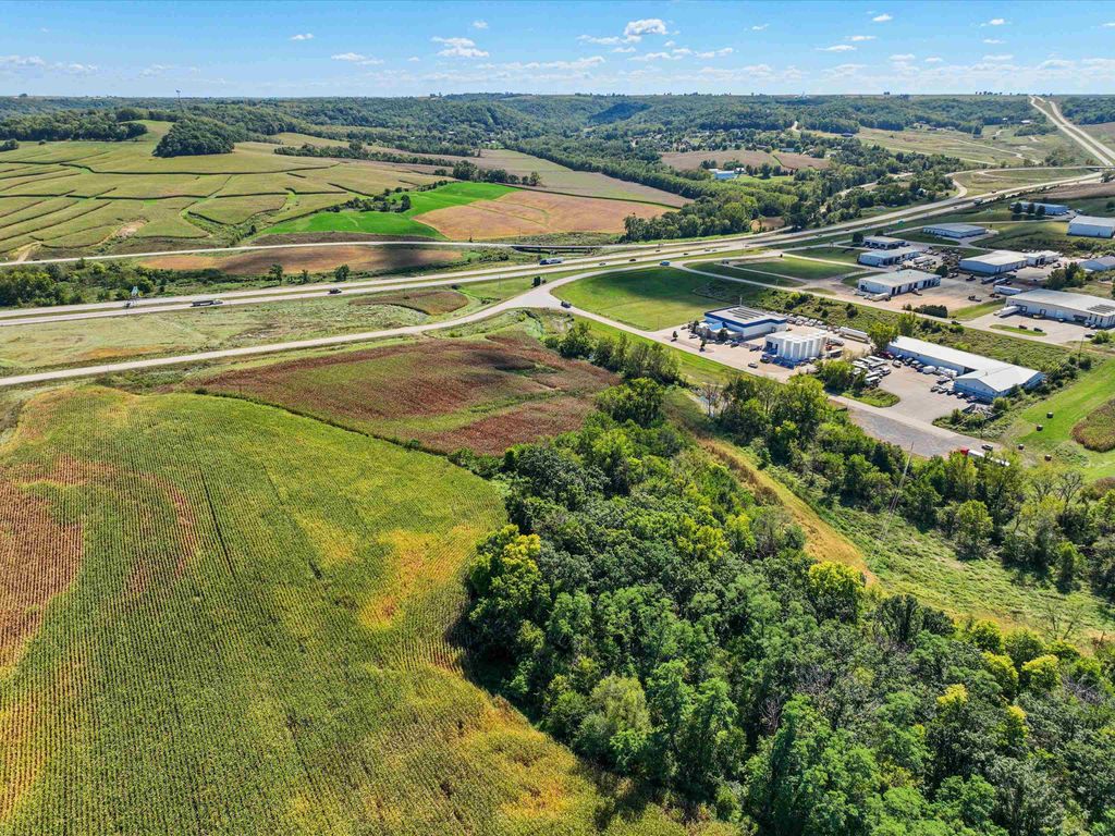 Photo of Dubuque, IA 52003 (MLS # 154292)