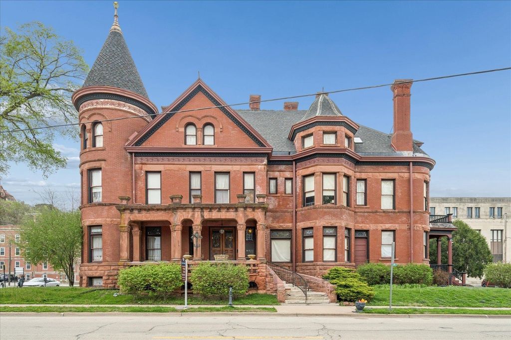 Photo of Dubuque, IA 52001 (MLS # 154487)