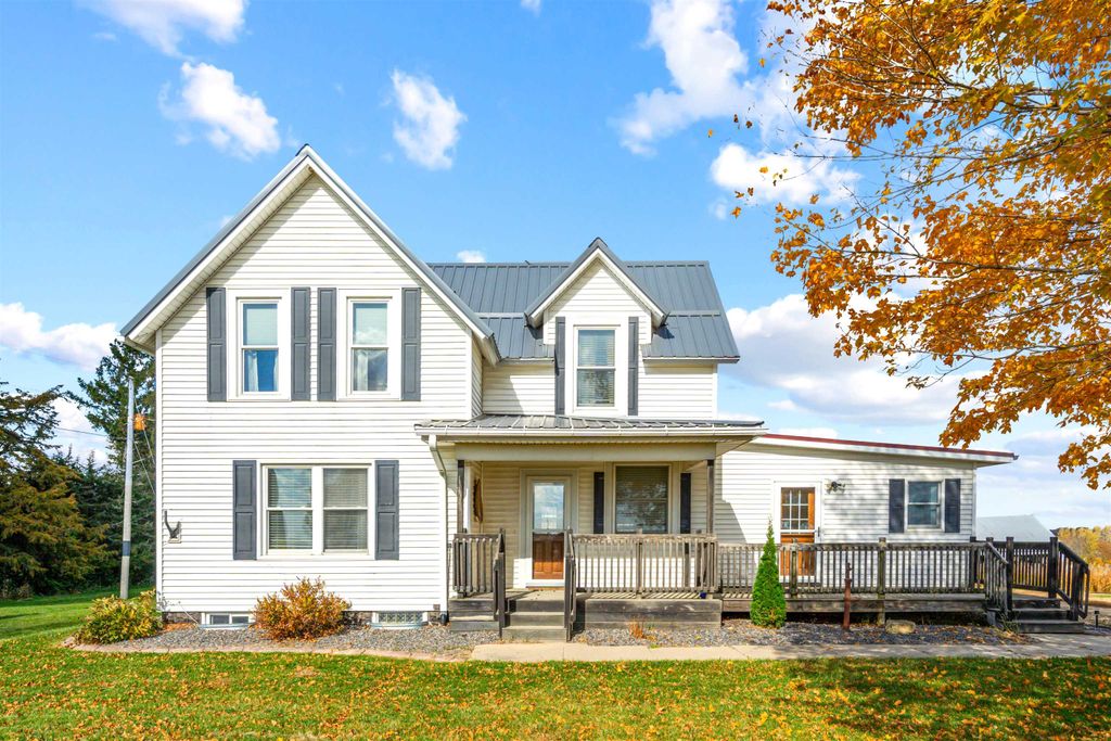 Photo of Wyoming, IA 52362 (MLS # 153451)