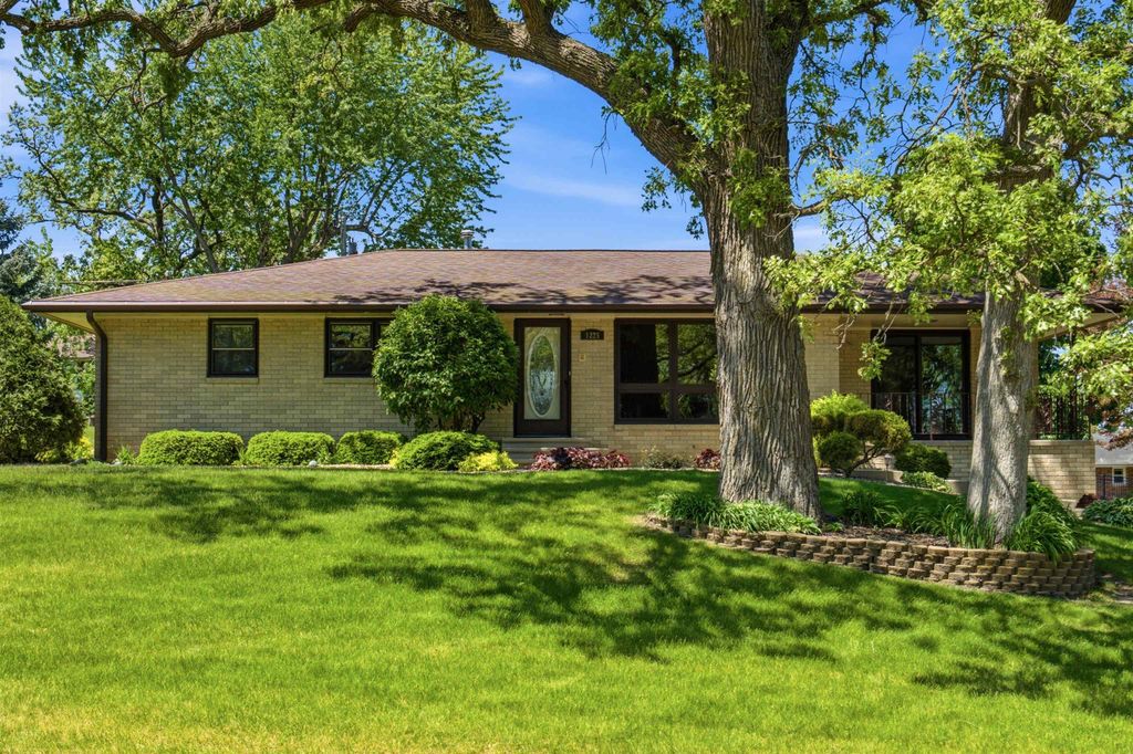 Photo of Dyersville, IA 52042 (MLS # 154655)