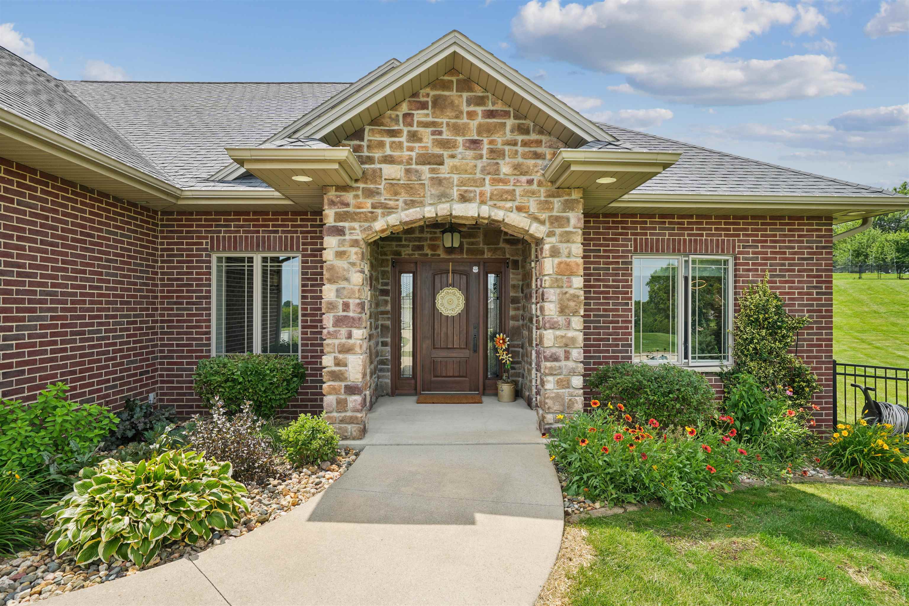 16797 Daisy Trail