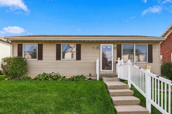 814 GOETHE ST, DUBUQUE, IA 52001 - Image 22983f4aed58bf72ee6daf020d3c52d8/2337042401