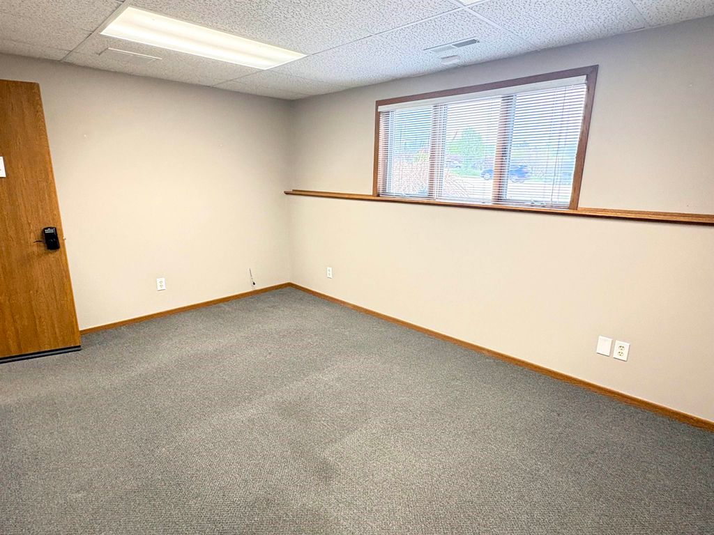 Photo of Dubuque, IA 52002 (MLS # 154511)