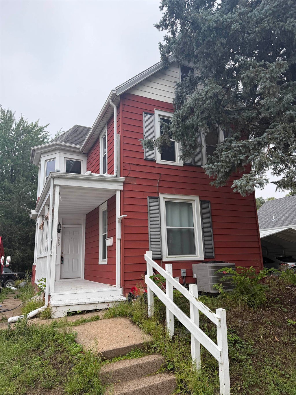 Photo of Dubuque, IA 52001 (MLS # 155755)
