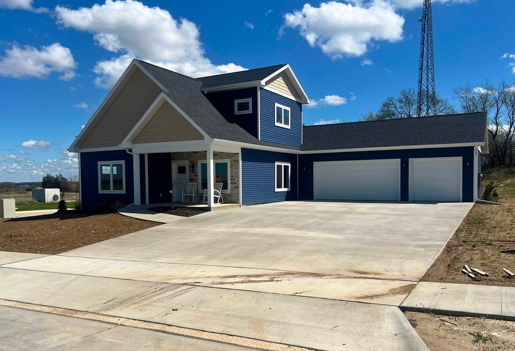 Photo of Dubuque, IA 52001 (MLS # 152951)