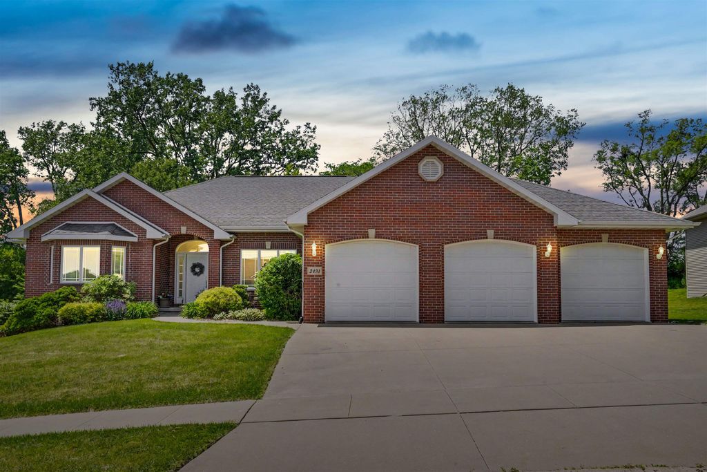 Photo of Dubuque, IA 52002 (MLS # 154741)