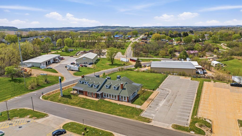 Photo of Dubuque, IA 52003 (MLS # 153915)