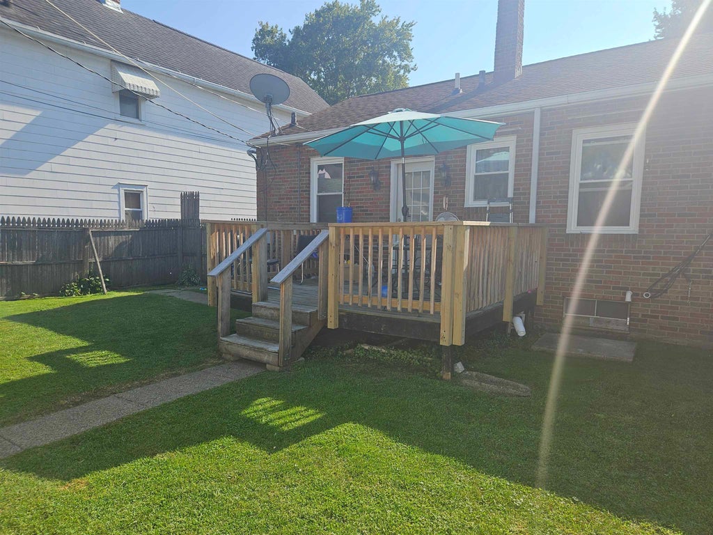Photo of Dubuque, IA 52001 (MLS # 155599)