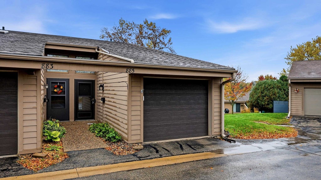 Photo of Dubuque, IA 52001 (MLS # 155986)
