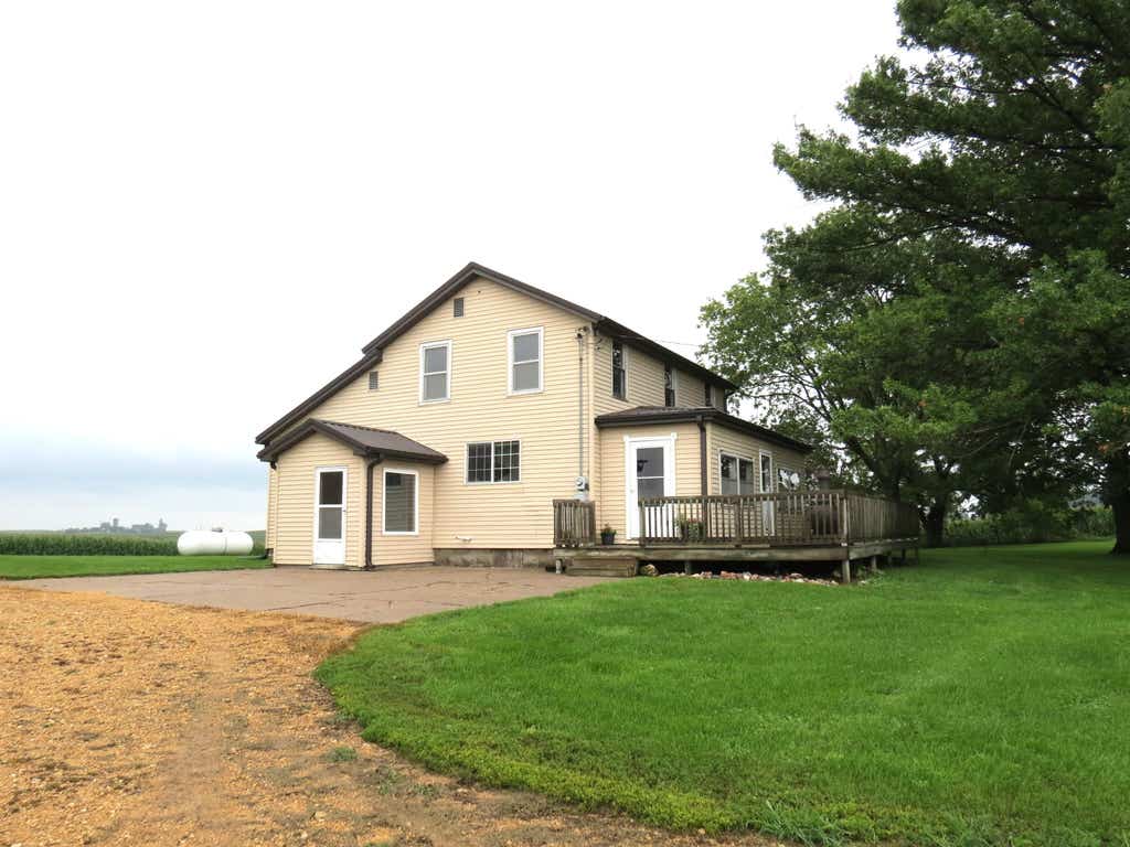Photo of Maquoketa, IA 52060 (MLS # 155488)