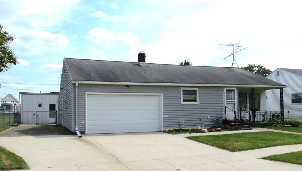 Photo of Maquoketa, IA 52060 (MLS # 155602)