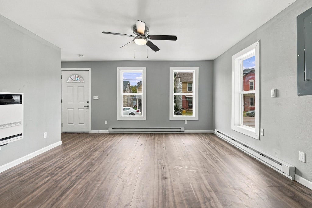 Photo of Dubuque, IA 52001 (MLS # 155763)