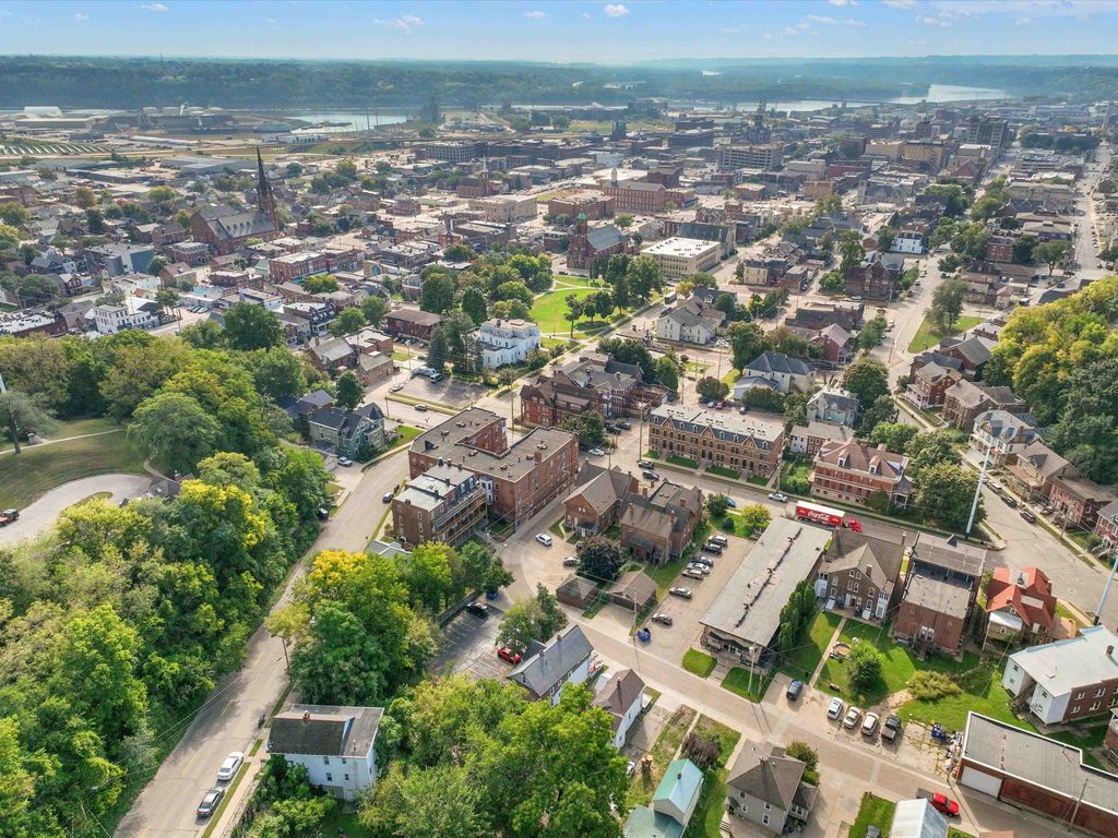 Photo of Dubuque, IA 52001 (MLS # 154491)