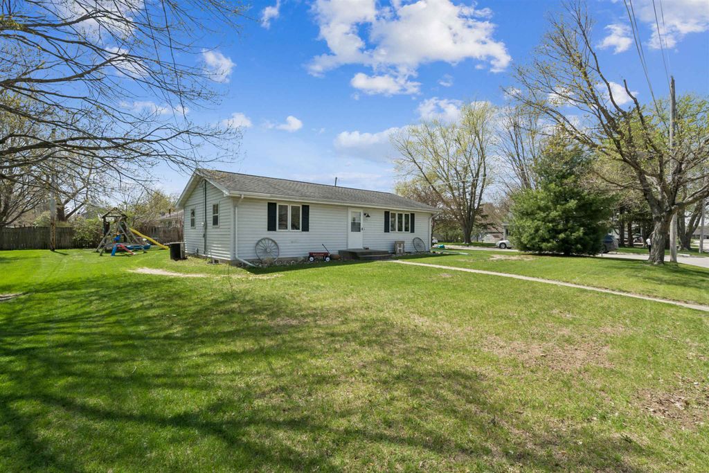 Photo of Manchester, IA 52076 (MLS # 154452)