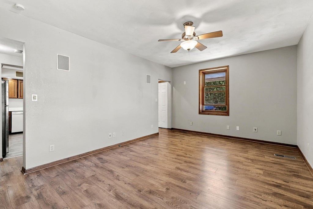 Photo of Dubuque, IA 52001 (MLS # 155904)