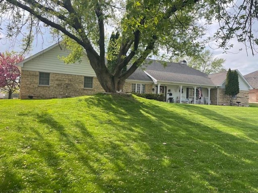 Photo of Dubuque, IA 52003 (MLS # 154407)