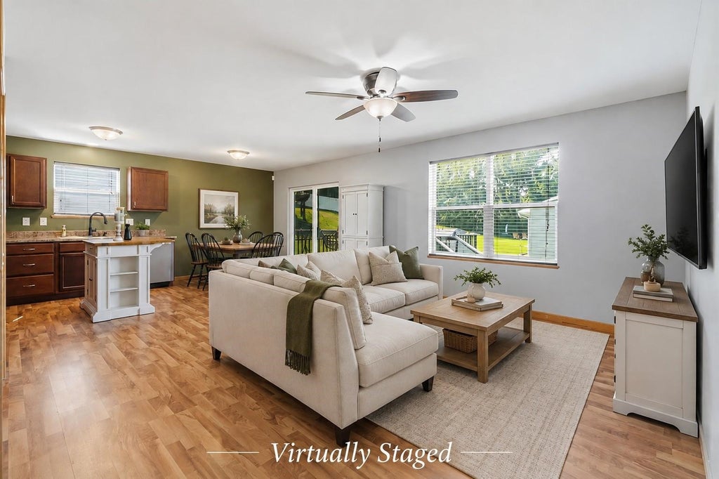 Photo of Dubuque, IA 52001 (MLS # 155218)