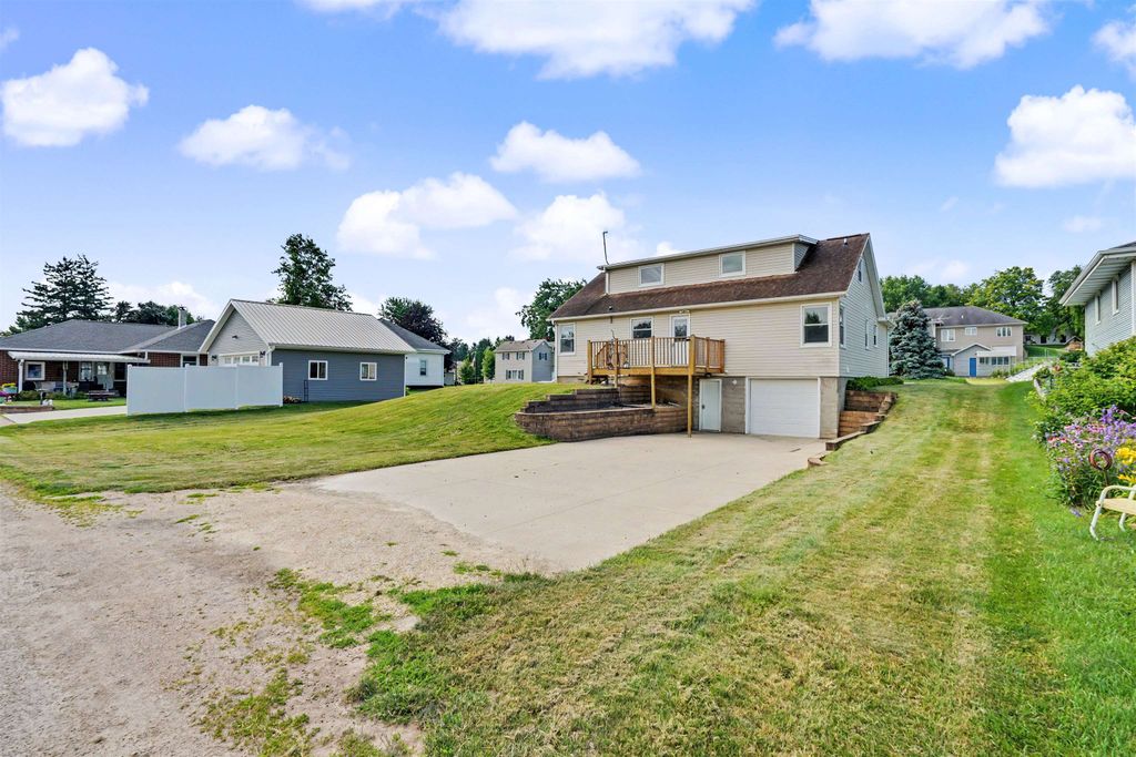 Photo of Cascade, IA 52033 (MLS # 155145)