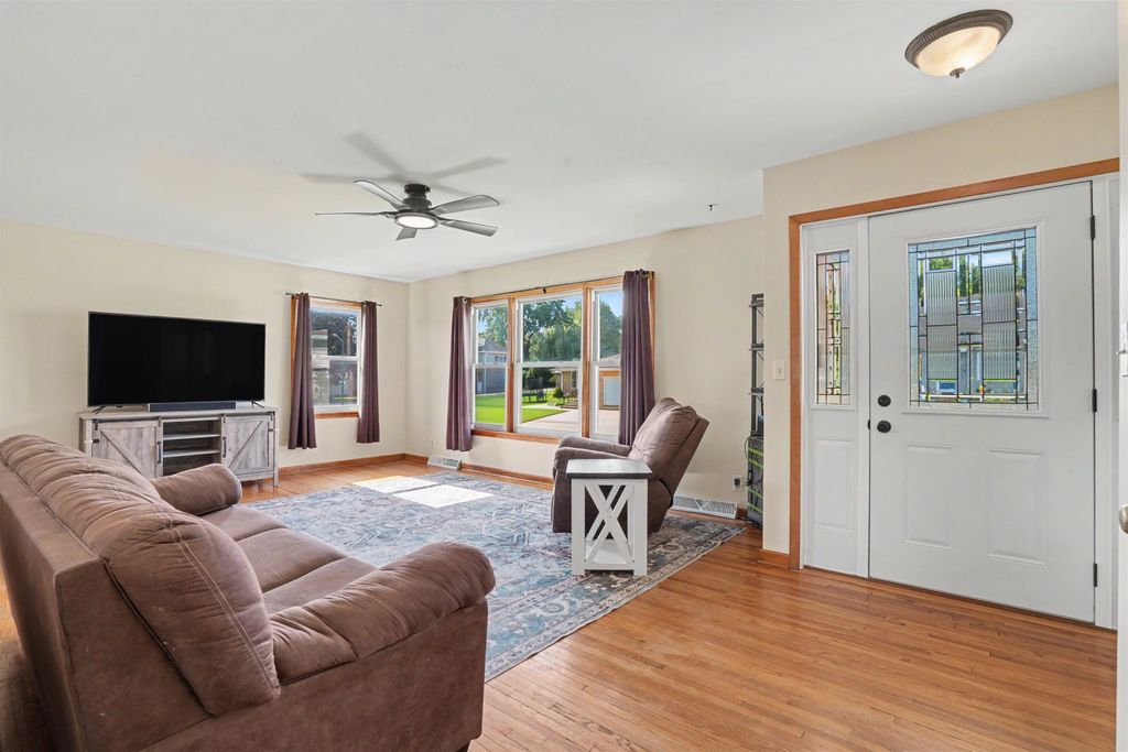 Photo of Cascade, IA 52033 (MLS # 155145)