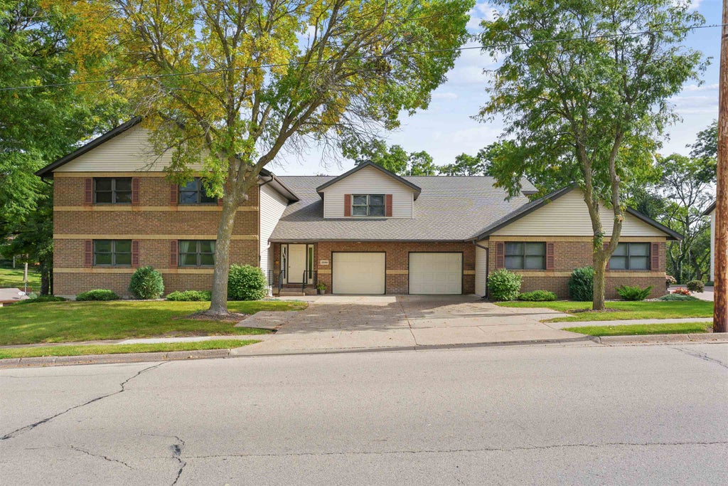 Photo of Dubuque, IA 52001 (MLS # 155837)